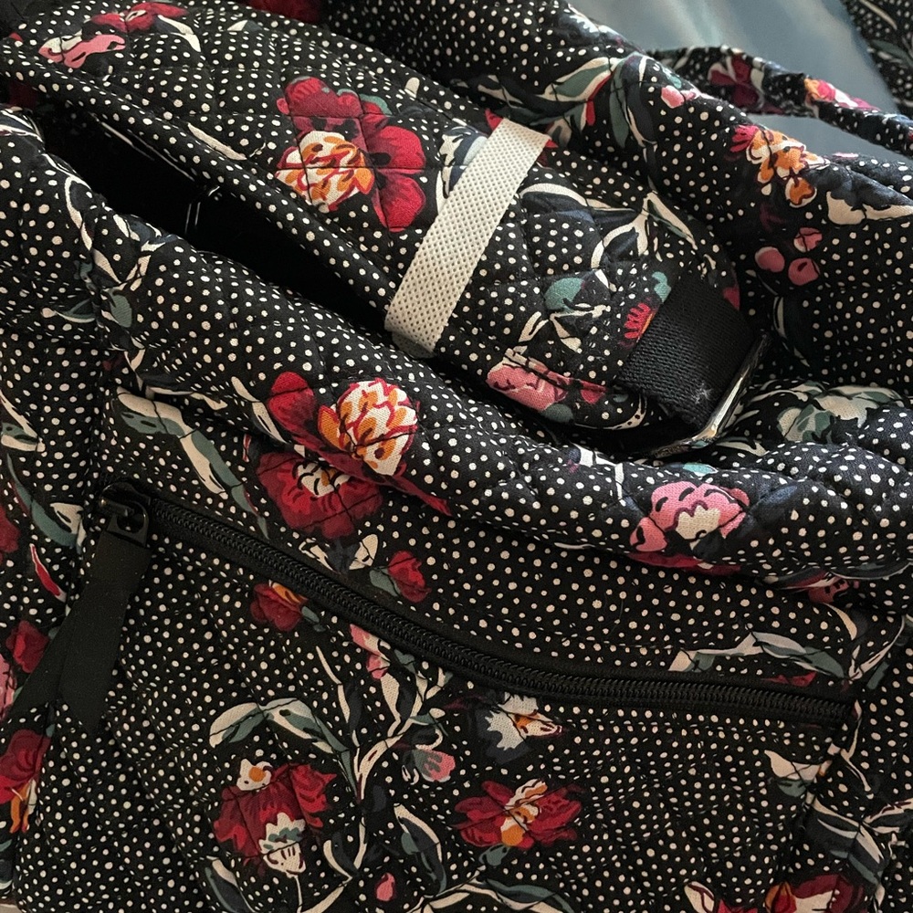 Vera Bradley Floral Black Quilted Women's Bag